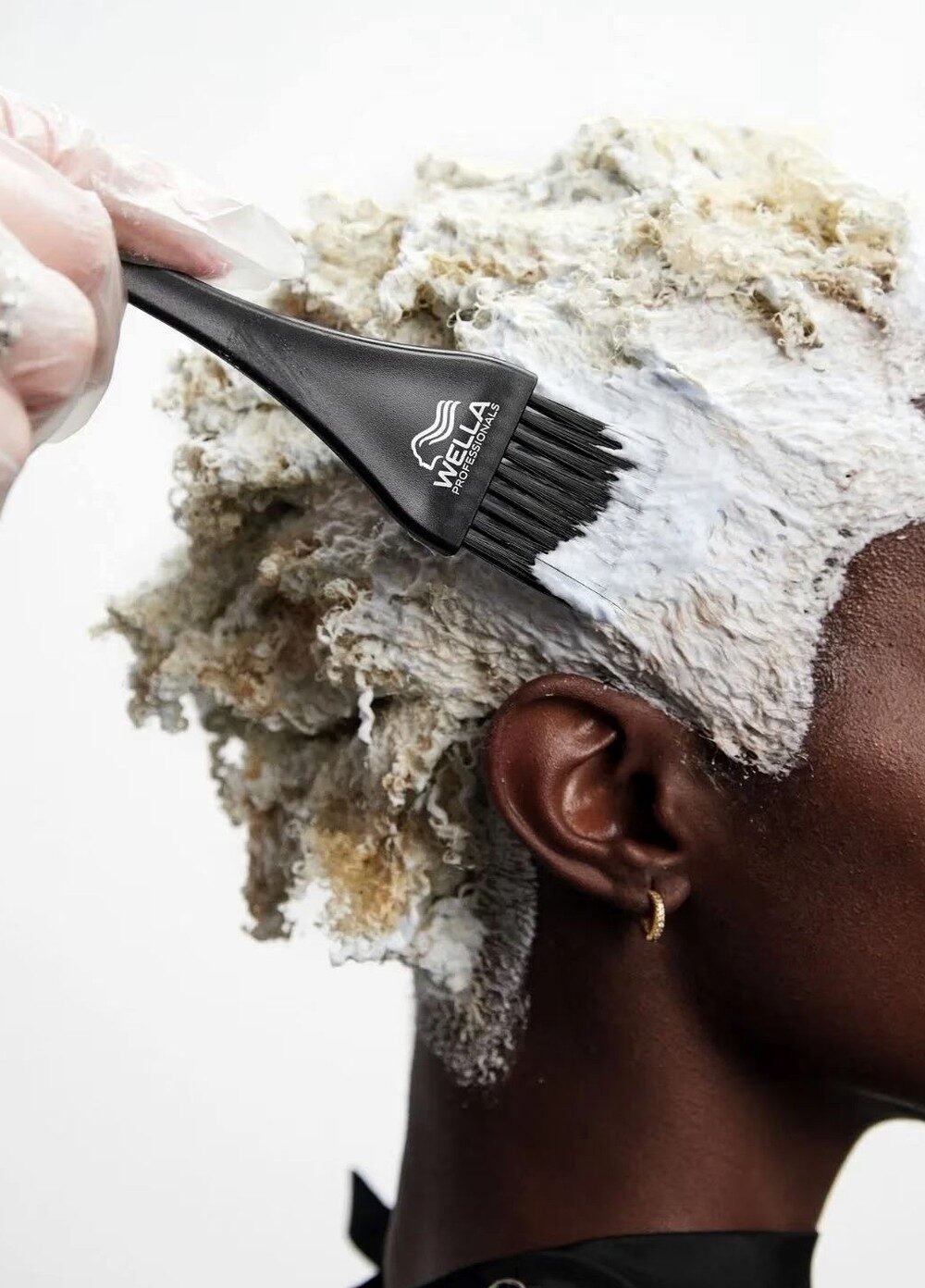 Wella Blond professionnel - Adapté à partir de l'article source Wella Métaux dans les cheveux - Adapté à partir de l'article source