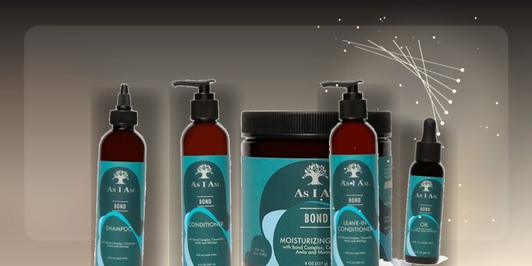 Escena editorial con productos reales de As I Am Bond para hablar de leave-in ligero y rizos sin peso